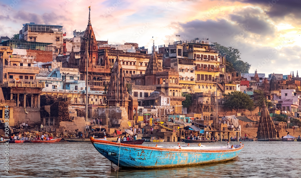 Taxi to Varanasi from Kanpur